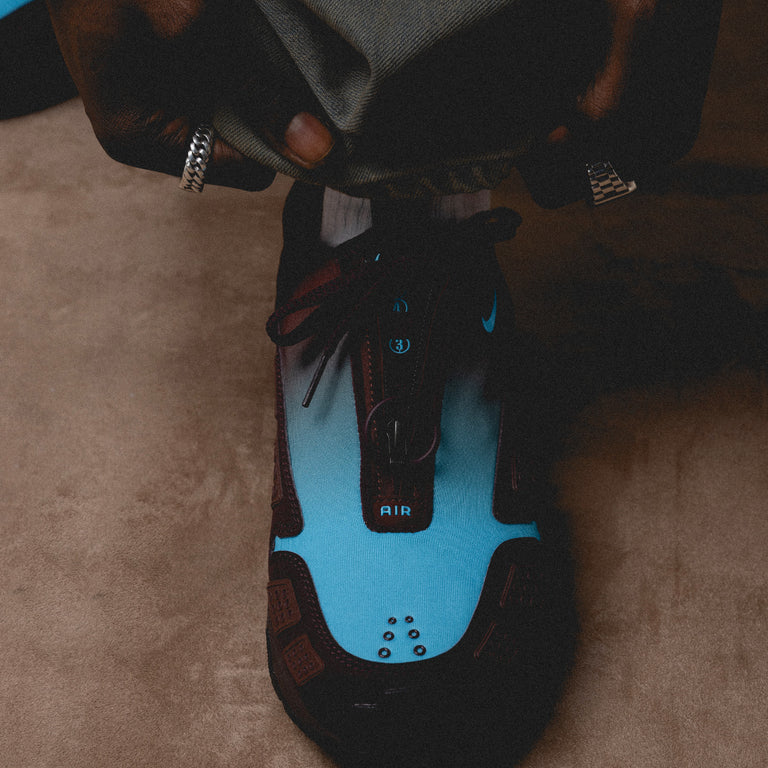Nike Wmns Air Max SNDR onfeet