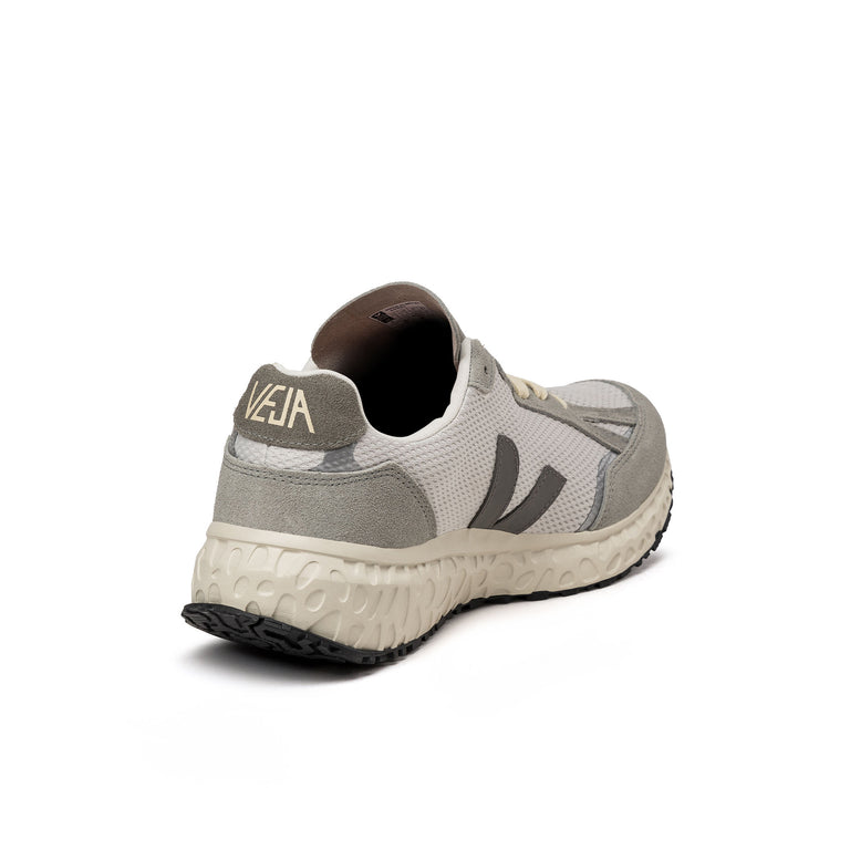 Veja Condor Royal W