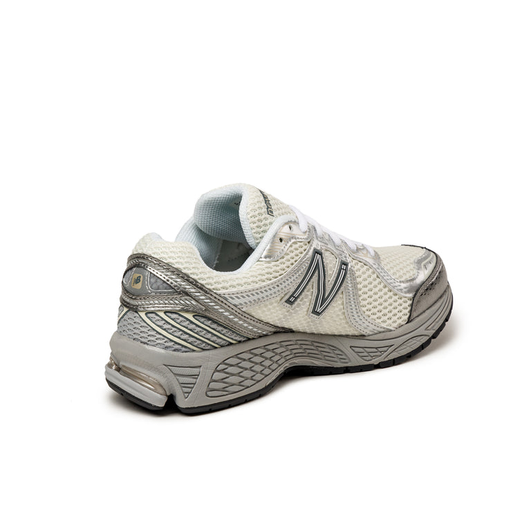New Balance ML860GO2