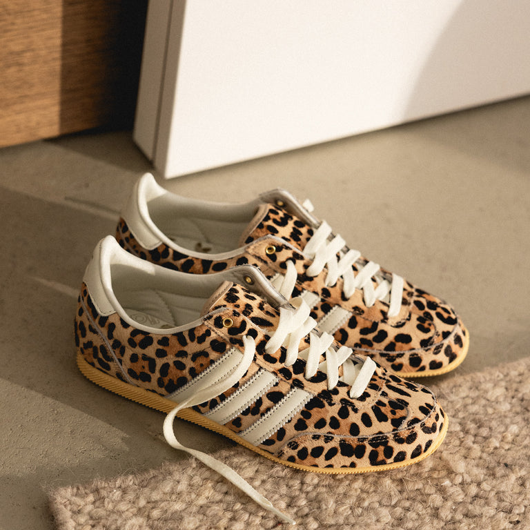 Adidas Gazelle Lo Pro W *Leo* onfeet