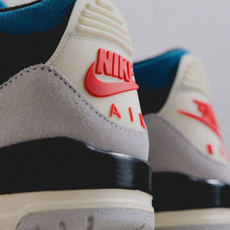Nike	Air Jordan 3 Retro OG *Rare Air* onfeet