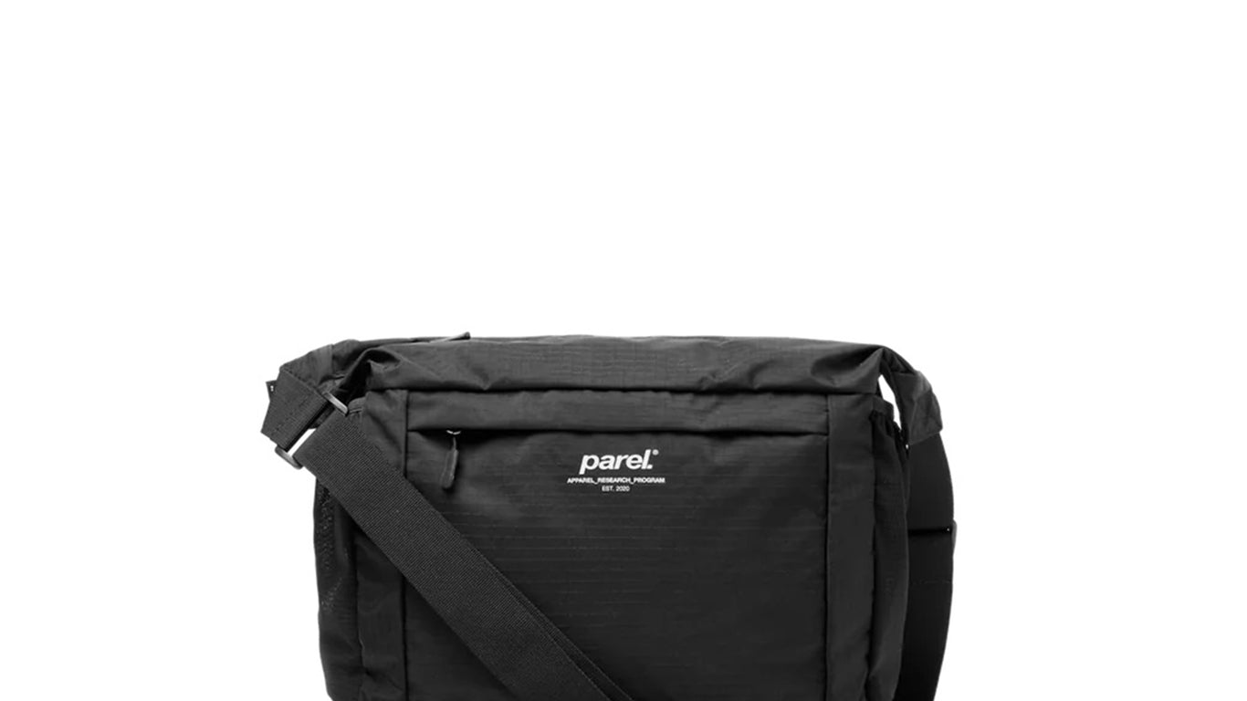 F595VObsD8CPXeVoEA7F_parel_104
