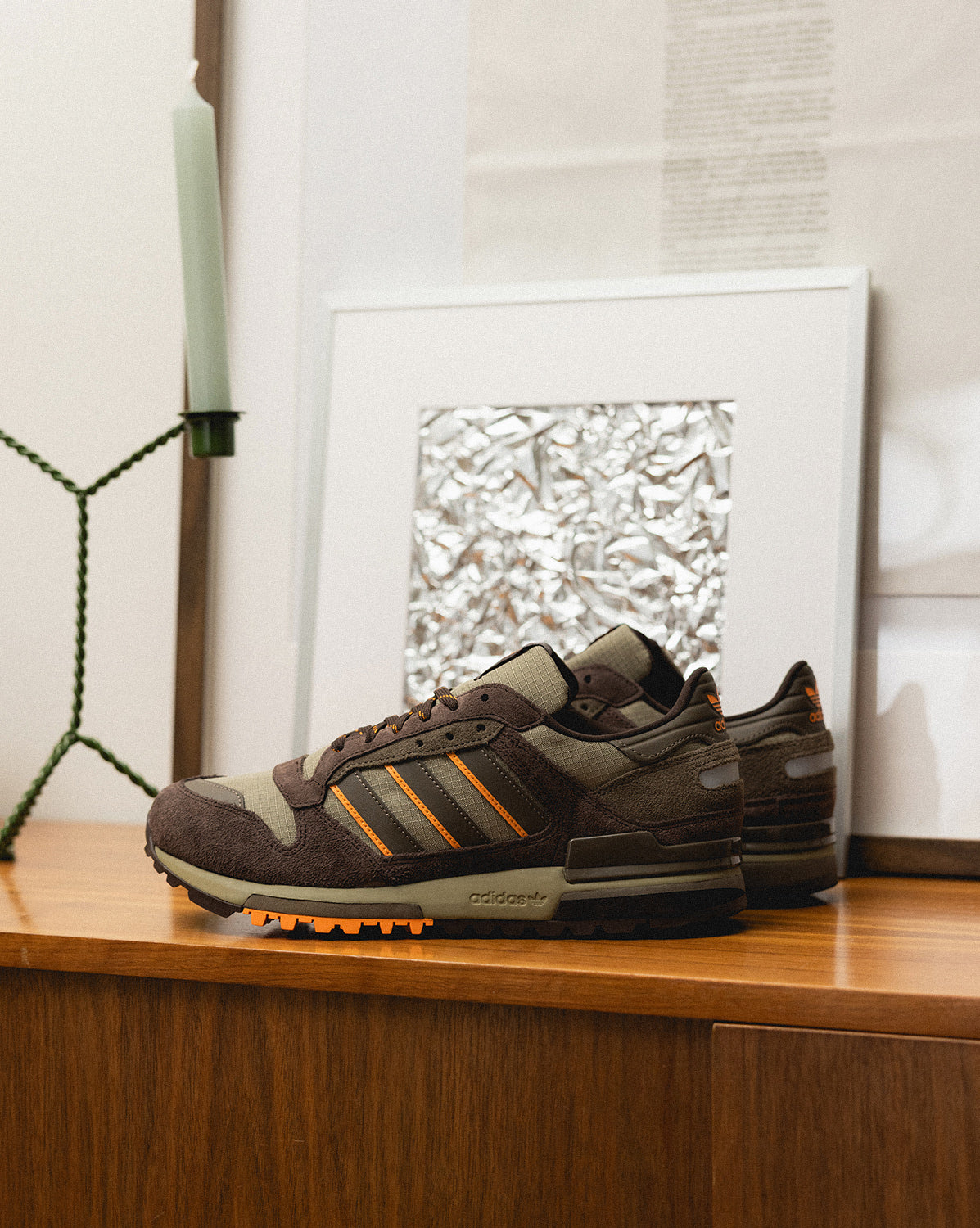 600LX☆ adidas Originals Men's ZX 600 Trainers in Grey and Black