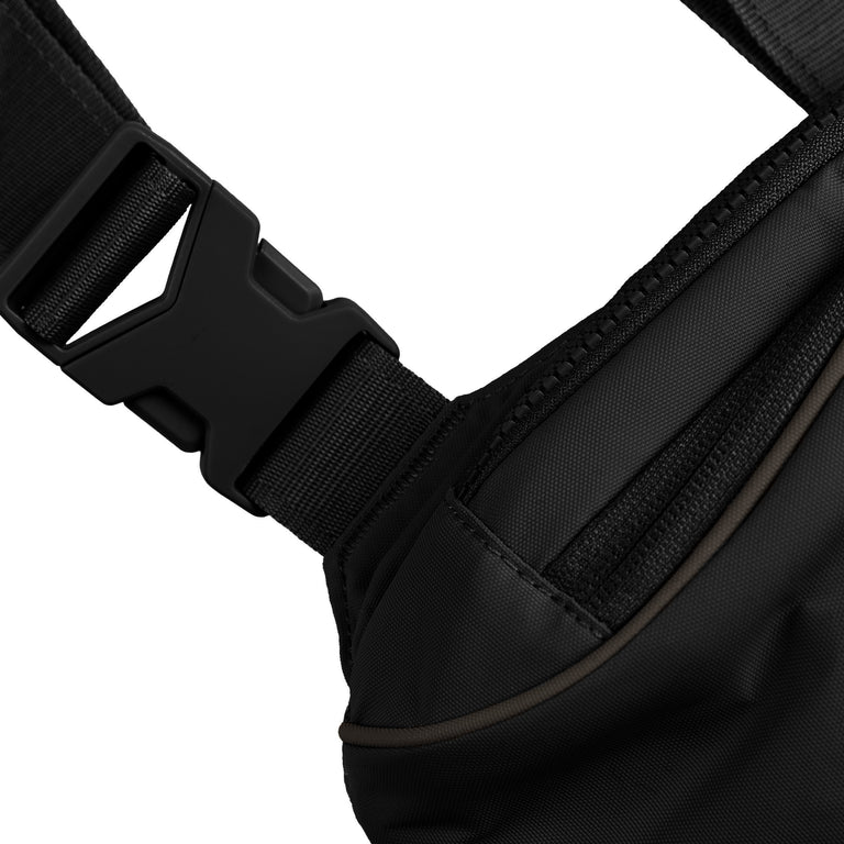 Nike	Essentials Crossbody Bag