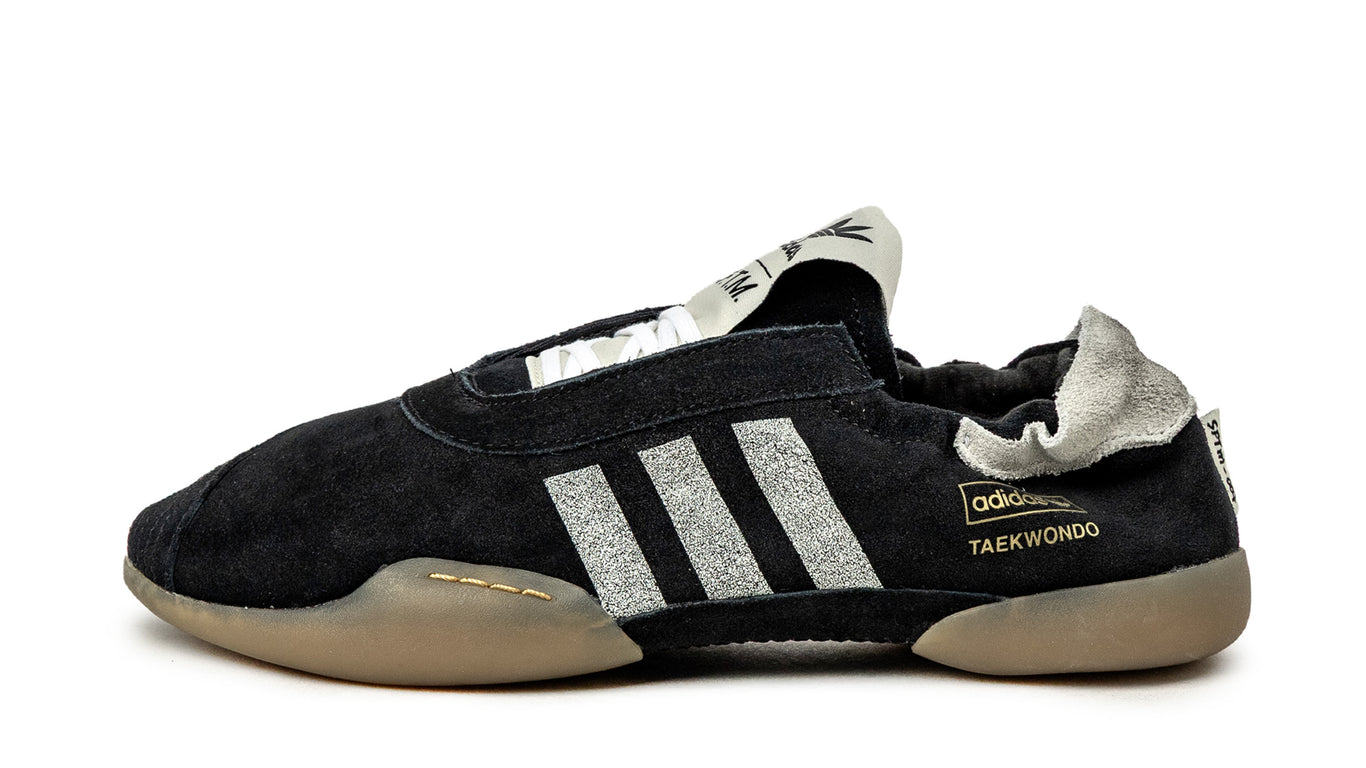 靴 adidas TAEKWONDO MEI WSFTM US10 靴 adidas TAEKWONDO MEI WSFTM US10 adidas x SFTM Women's Taekwondo