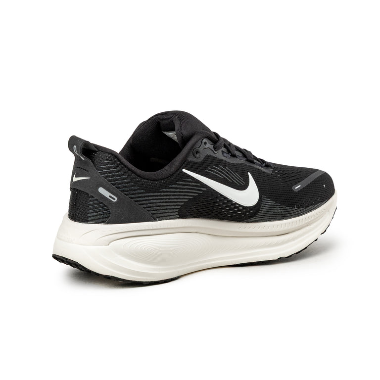 Nike Vomero 18