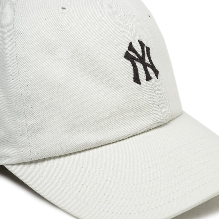 47 MLB New York Yankees Foundation *Clean Up* Cap