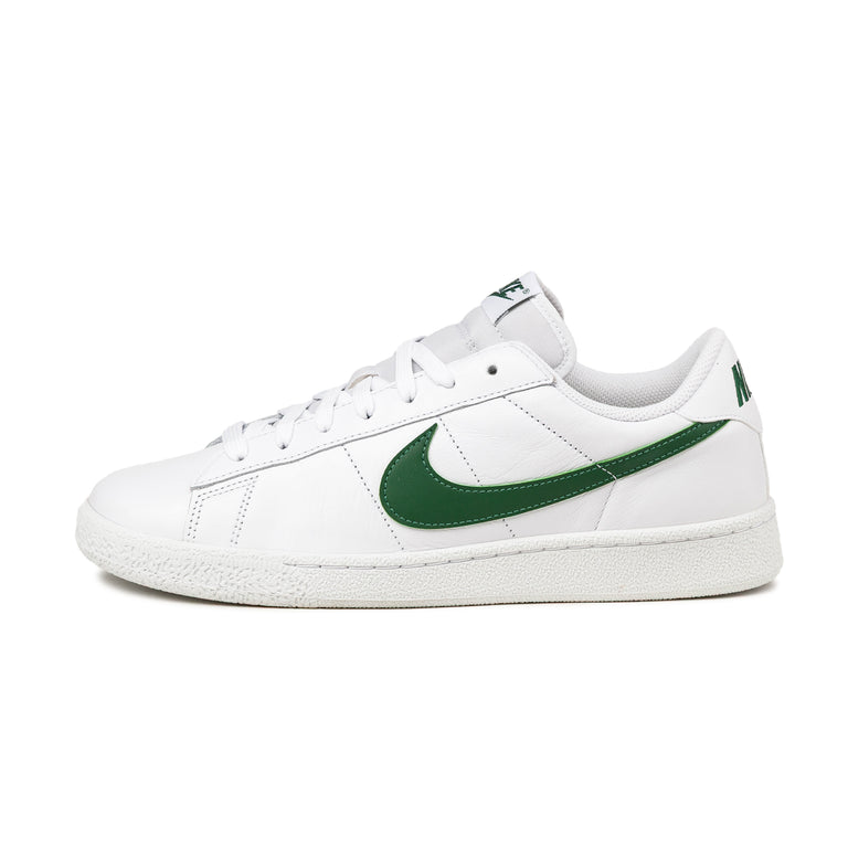 Nike	Tennis Classic CS - 40 / White / White / Gorge Green - 1
