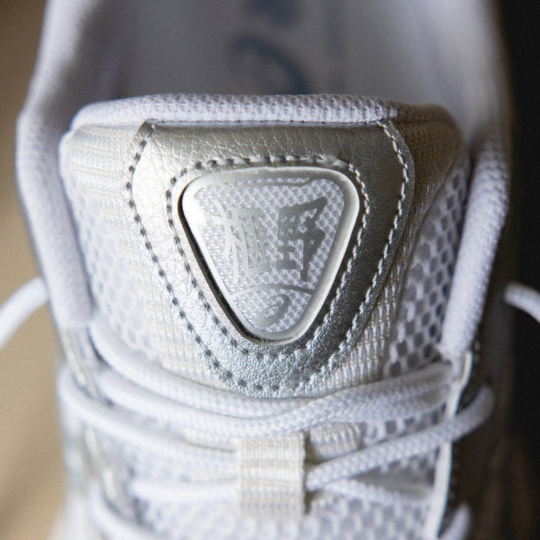 Asics GEL-Kayano 12.1 onfeet