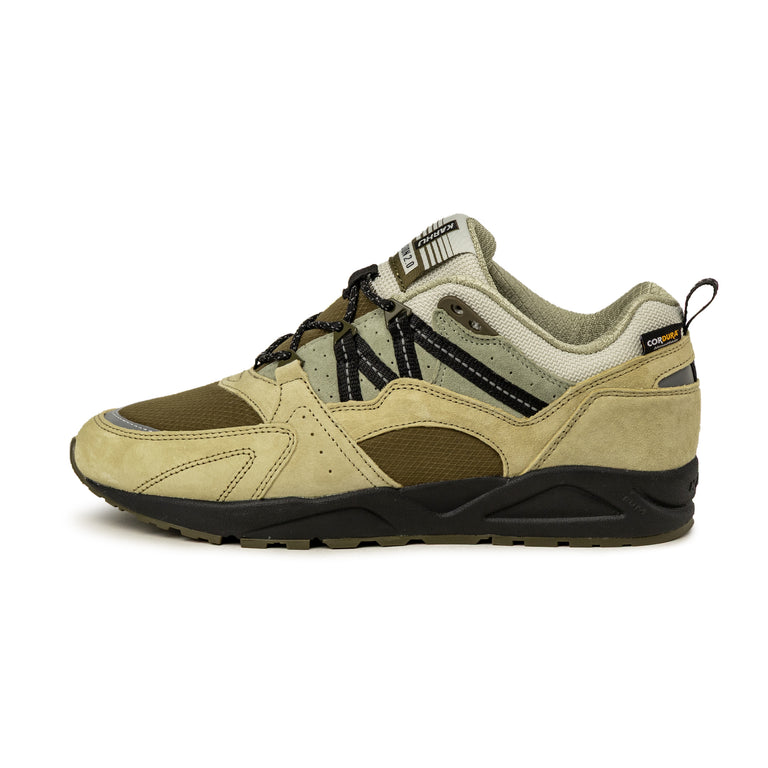 Karhu Fusion 2.0 - 47 / Pale Olive Green / Jet Black
