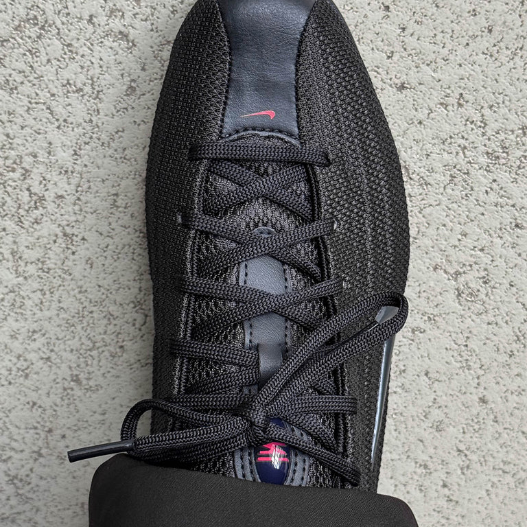 Nike Wmns Shox Z onfeet