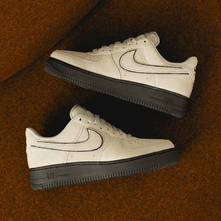 Nike Air Force 1 '07 onfeet