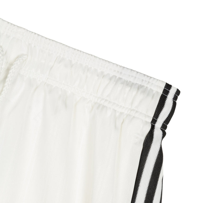 Adidas	Juventus FC Originals Short - XXL / Core White - 3