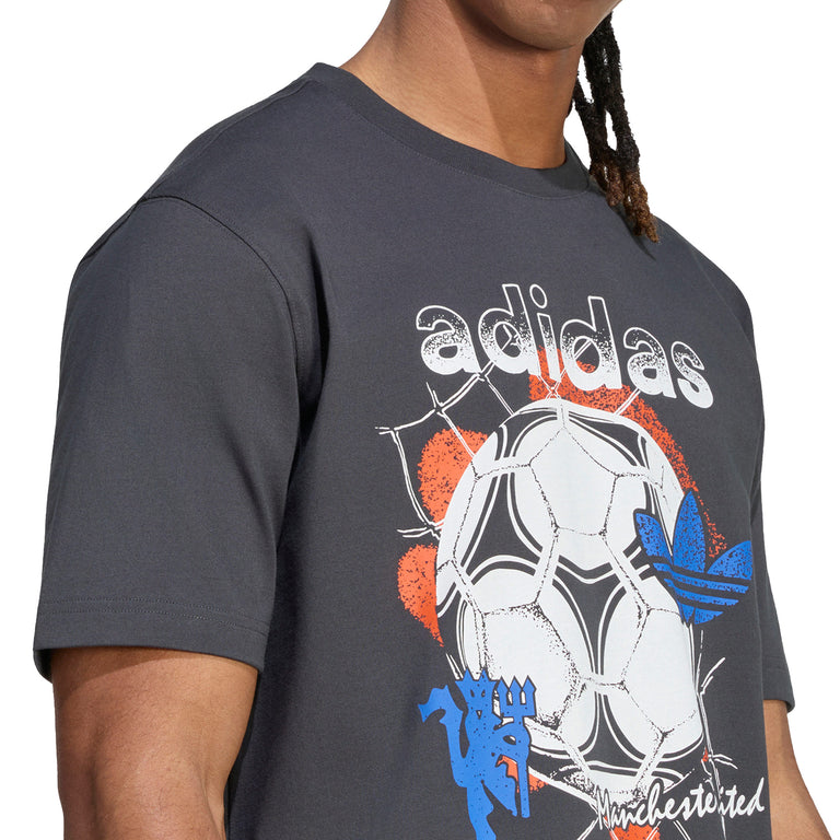 Adidas	Manchester United Originals Graphic Tee - L / Carbon - 4