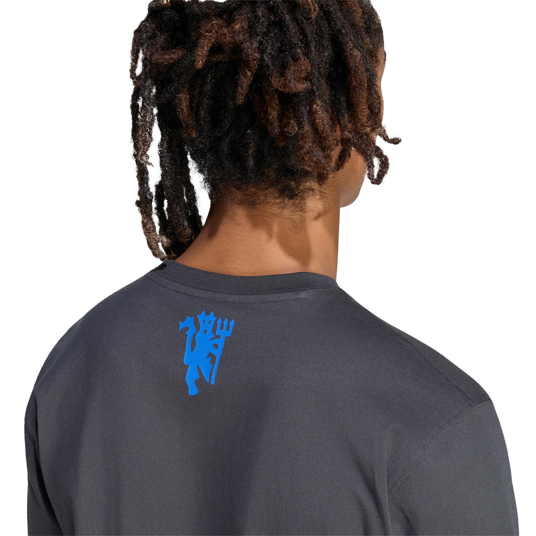 Adidas	Manchester United Originals Graphic Tee - L / Carbon - 5