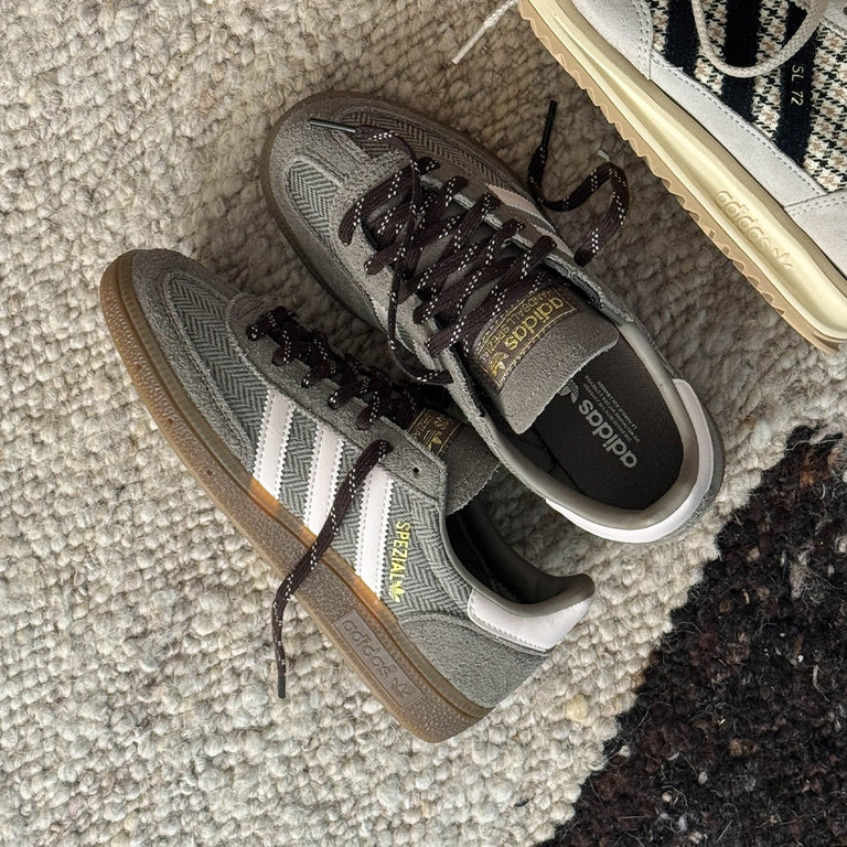 Adidas Handball