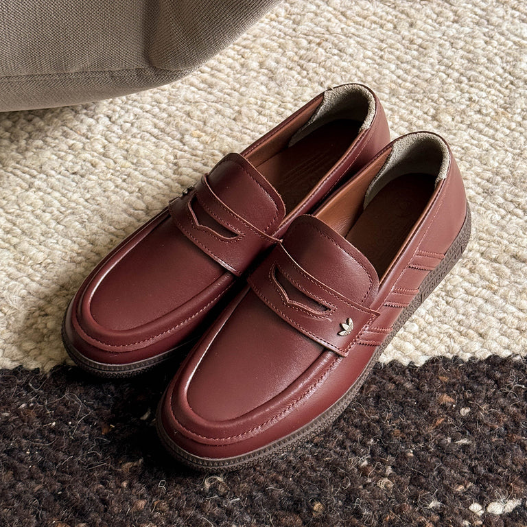 Adidas Handball Spezial Loafer onfeet