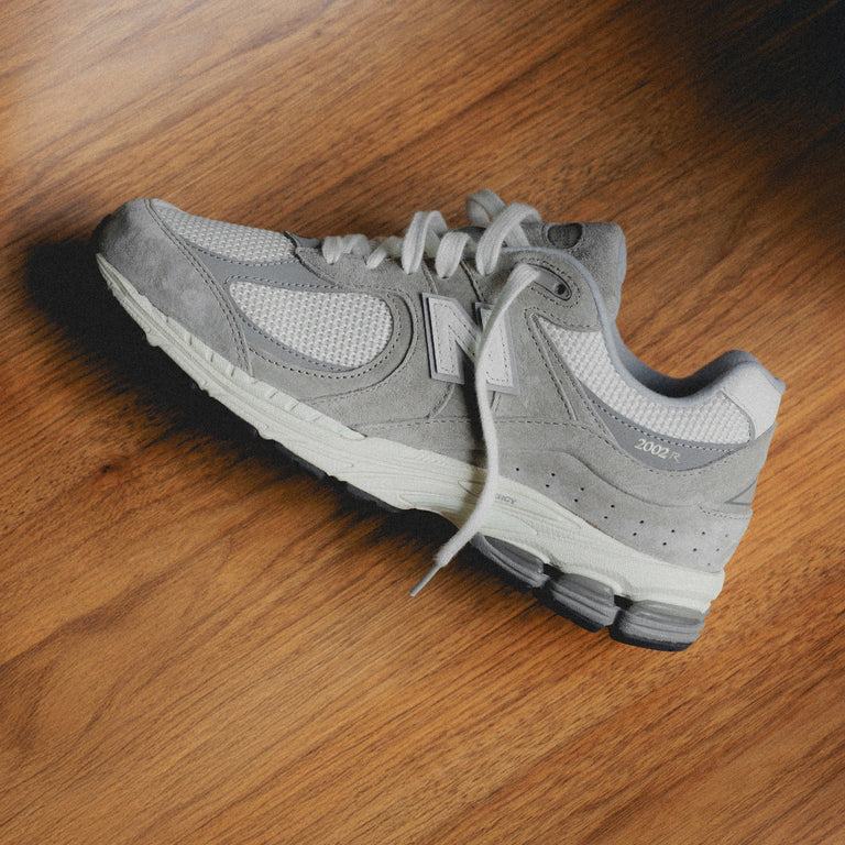 New Balance U2002RRD onfeet