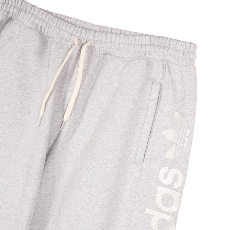 Adidas	adiSignature NY Jogger Sweatpants - XXL / Light Grey Heather - 3