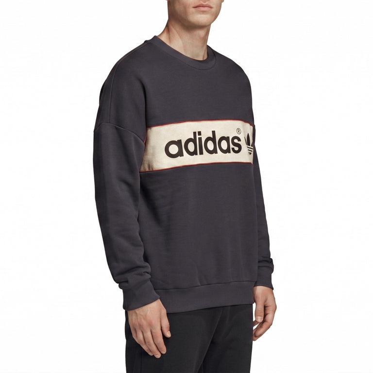 Adidas	adiSignature NY Crewneck Sweatshirt - L / Utility Black - 2