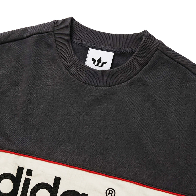 Adidas	adiSignature NY Crewneck Sweatshirt - L / Utility Black - 3