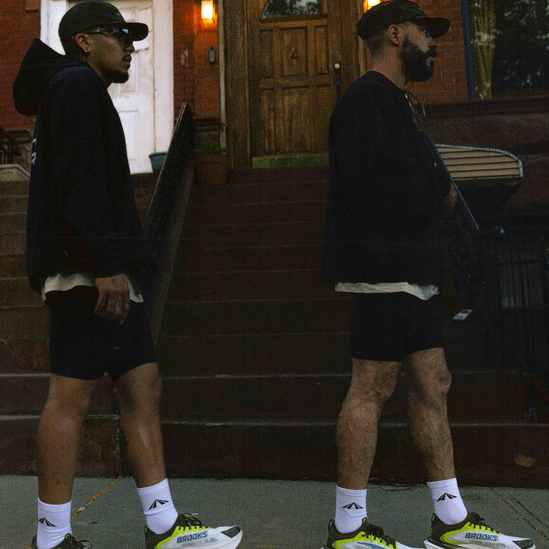 Brooks x PYNRS Hyperion Max 3 onfeet