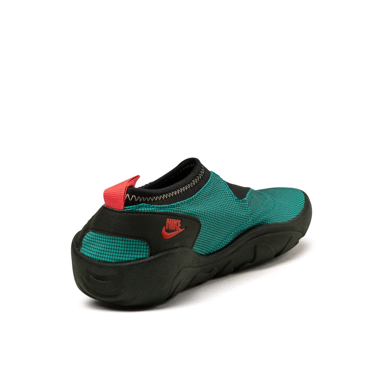 Nike Aqua Turf