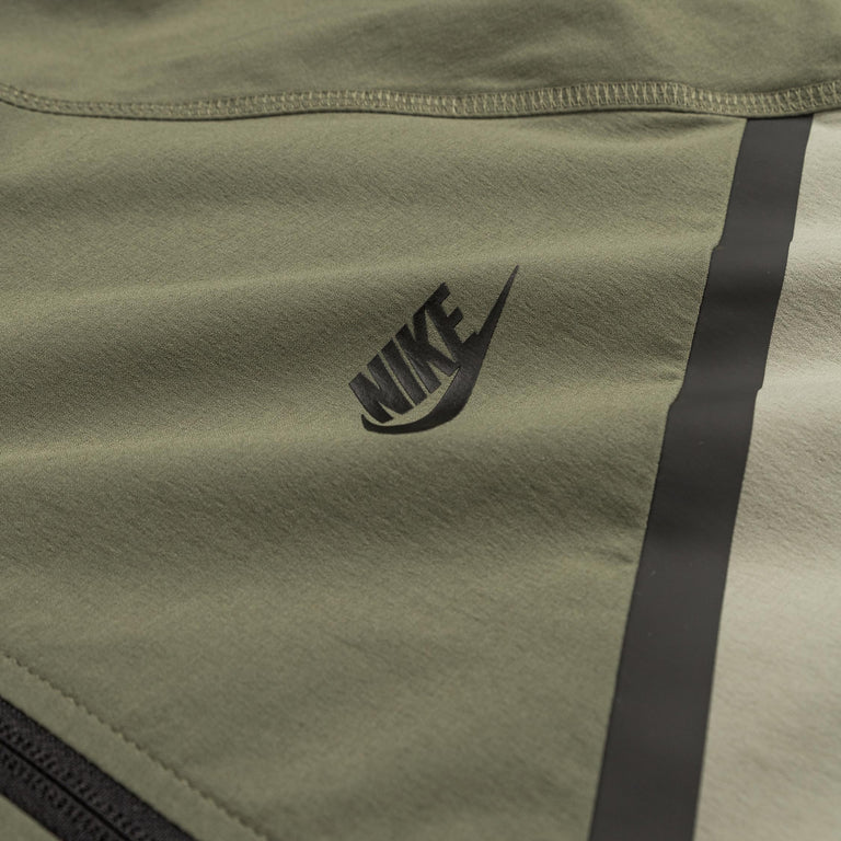 Nike	Tech Woven Jacket