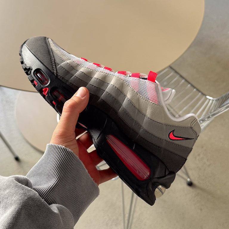 Nike Air Max 95 *Big Bubble* *Solar Red* onfeet