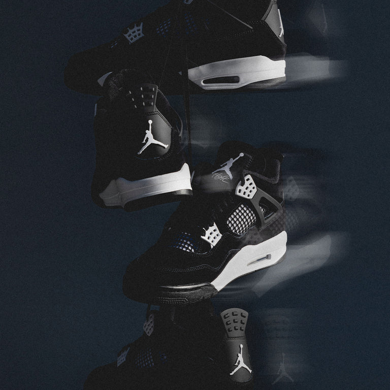 Nike Air Jordan 4 Retro *White Thunder* onfeet