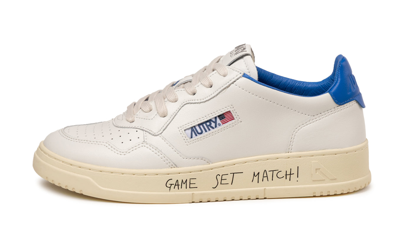 シューズ・サンダルその他 AUTRY Medalist white/foam Sneaker Autry Medalist W *Leather / Suede* Sneaker » Buy online now!