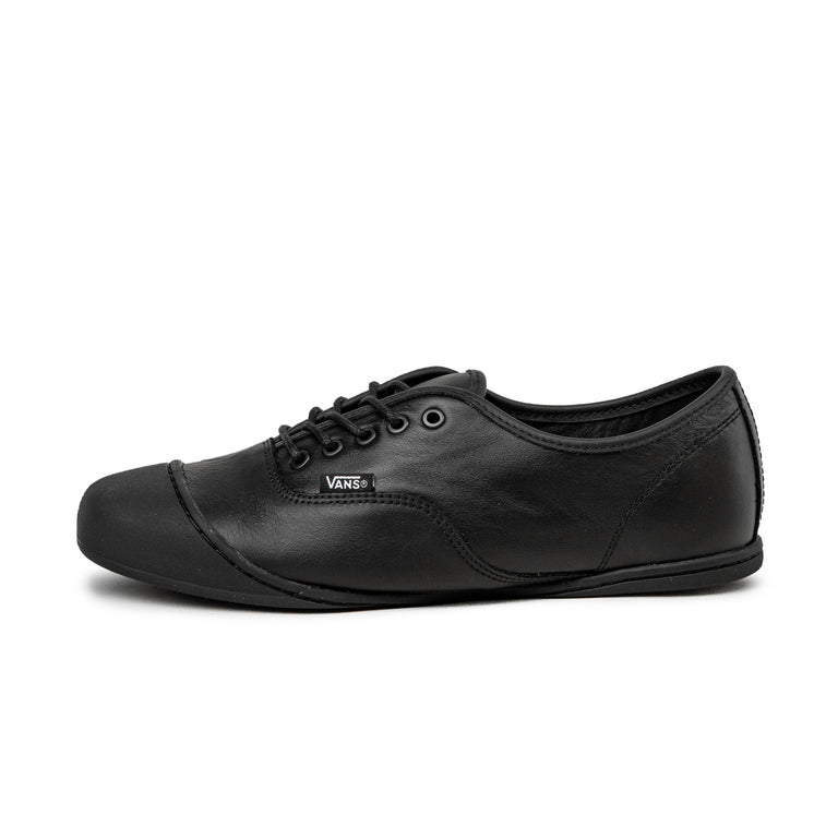 Vans OTW Authentic Prima - 42 / Black
