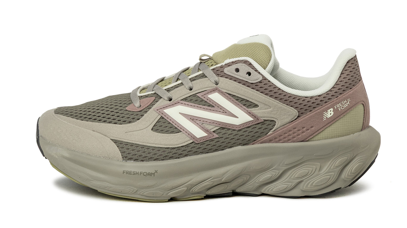 New Balance 800 Sneaker » Buy online now!