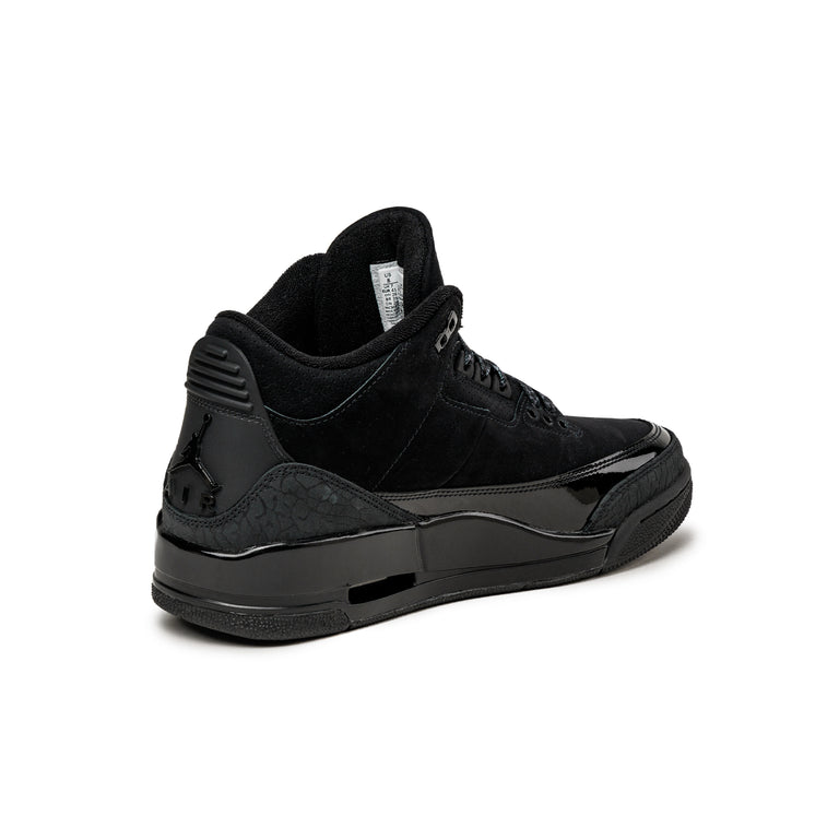 Nike	Air Jordan 3 Retro *Black Cat*