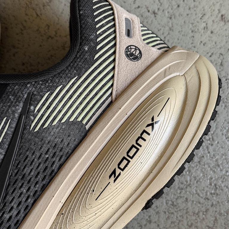 Nike Vomero 18 onfeet
