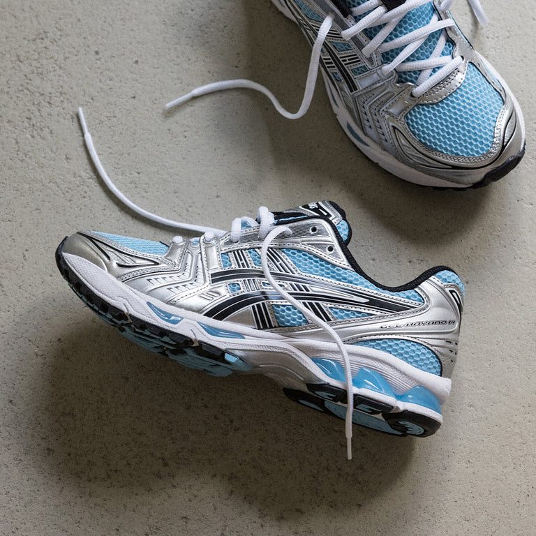 Asics GEL-Kayano 14 onfeet