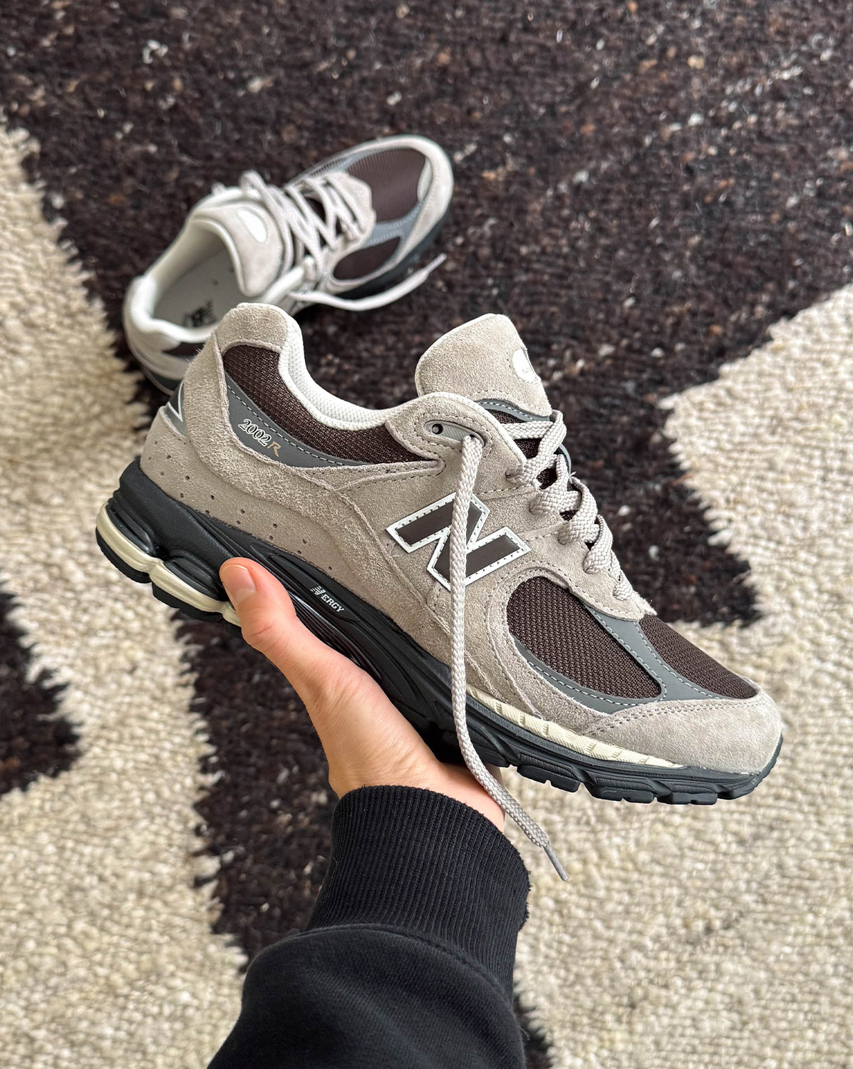 new balance 2002r sneaker