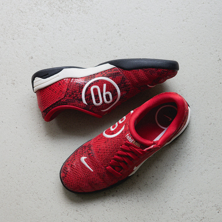 Nike Wmns Total 90 SE onfeet