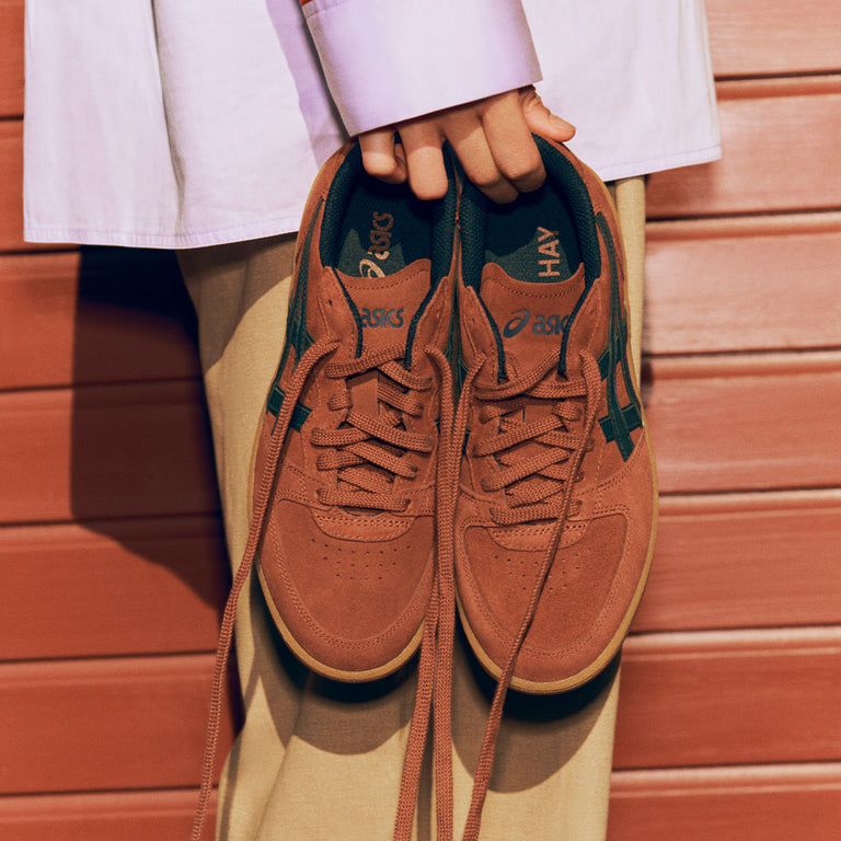 Asics x Hay Skyhand OG onfeet