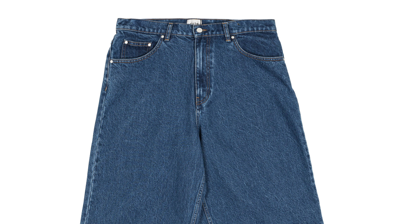 Arte Antwerp Round Pocket Denim Shorts | Apparel » Buy online now!