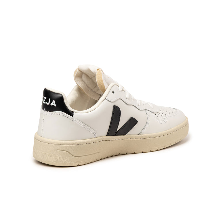 Veja V-10 Leather