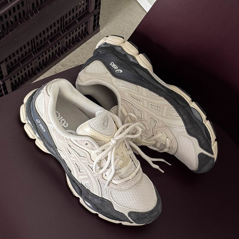 Asics GEL-NYC onfeet