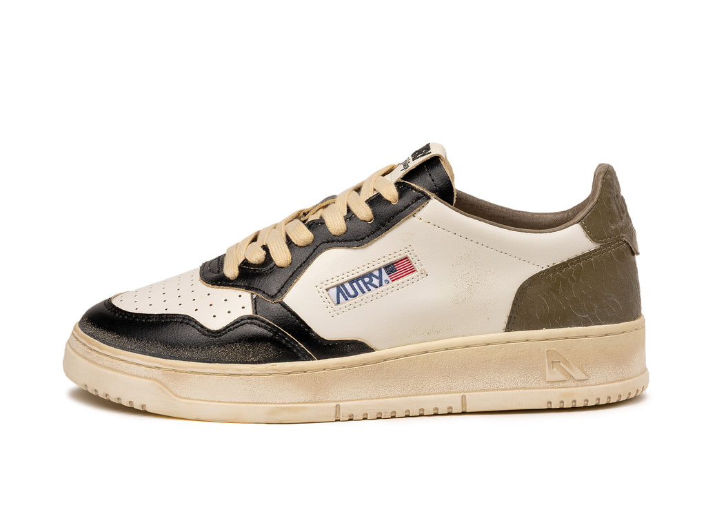 [AUTRY] Medalist sneakers in Leather Vapor ☆送料込☆ AQIFE8gO35axObTKJoks_AULWNE02-