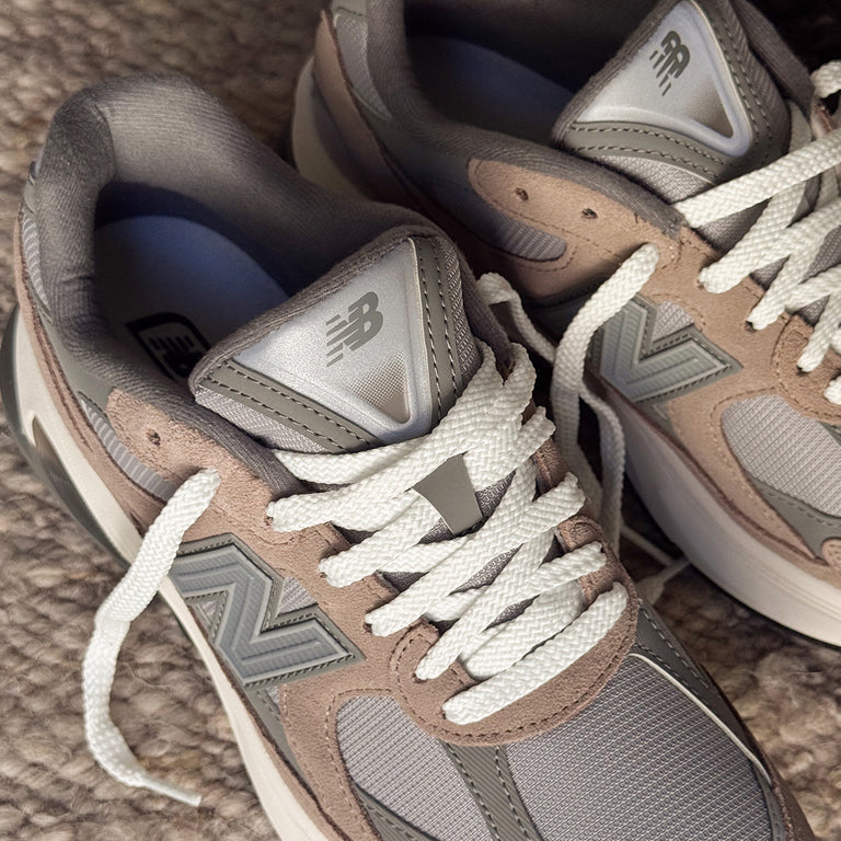 New Balance ABZORB 2010 onfeet onmodel
