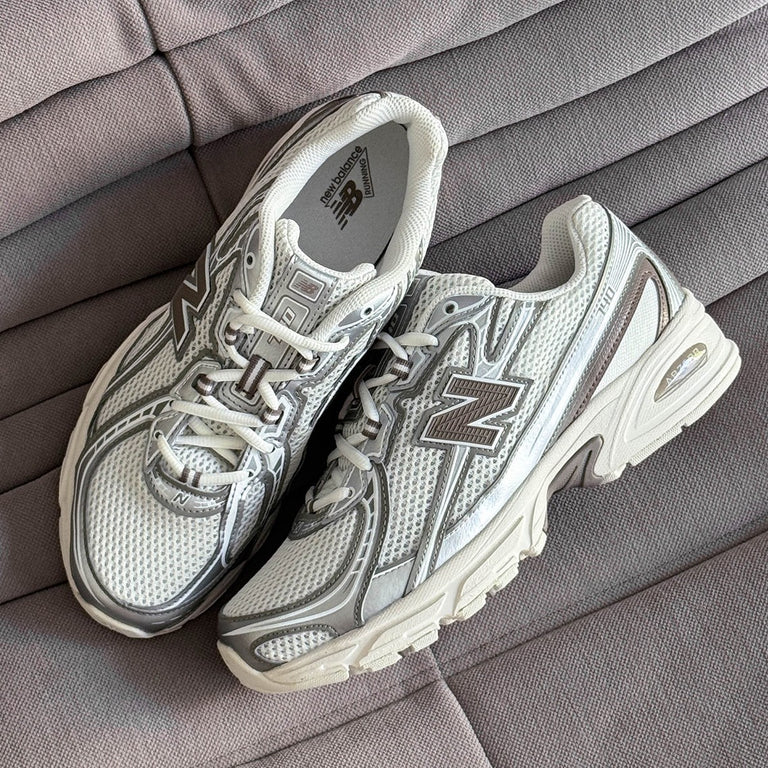 New Balance 740