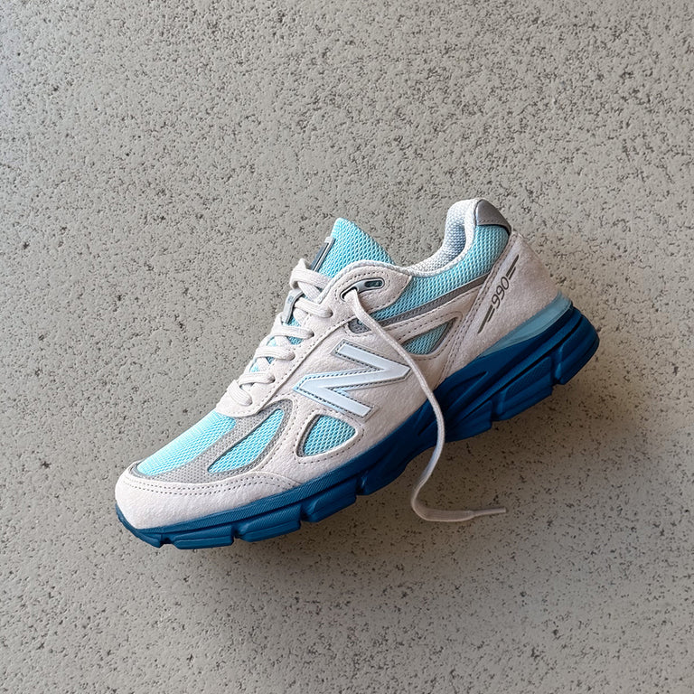 New Balance 990 v4 *Made in USA* onfeet