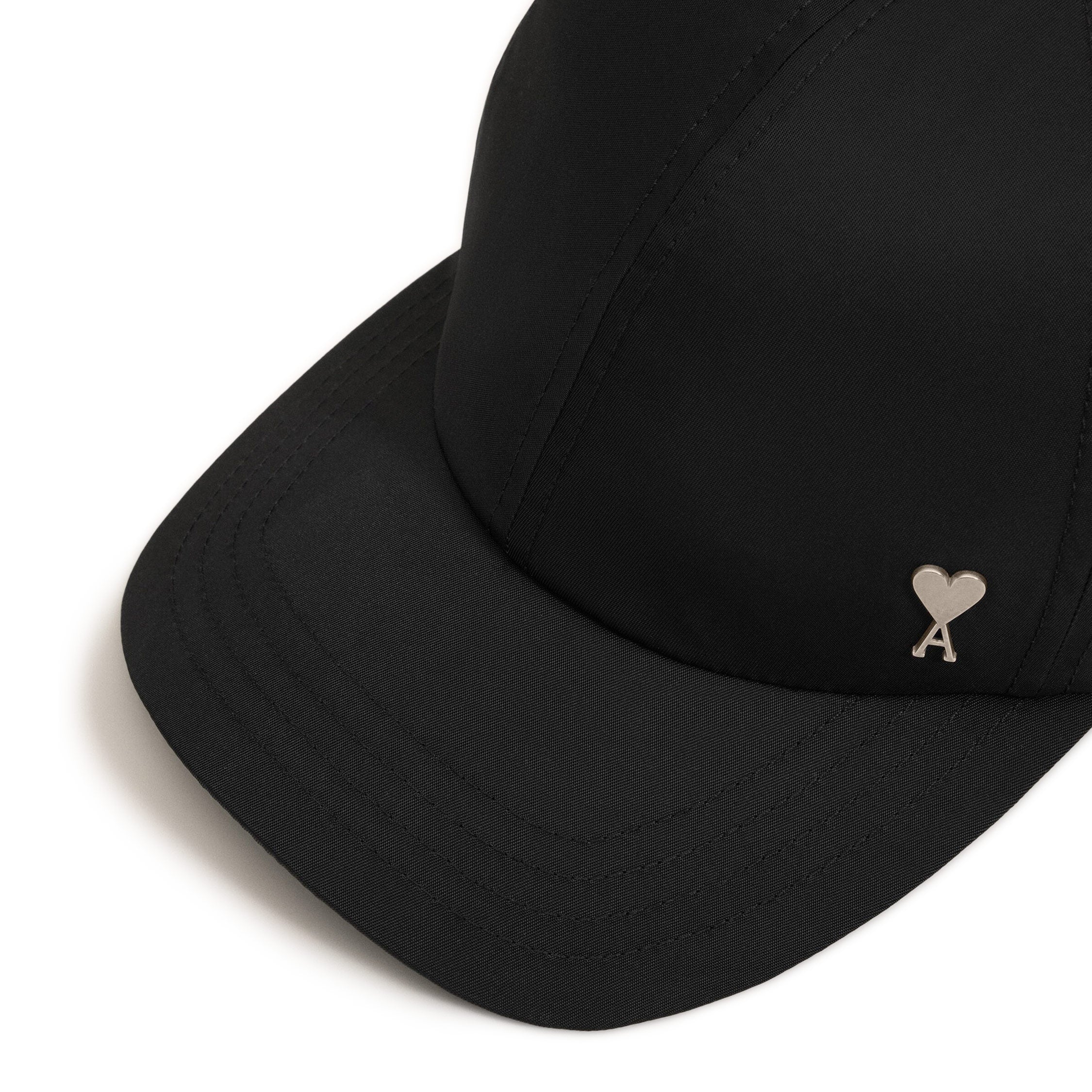 AMI Paris Ami De Coeur Stud Cap | Accessoires » Buy online now!