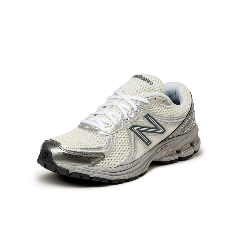 New Balance ML860GO2
