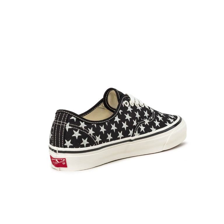 Vans	Authentic 44 LX *Stars* - 42 / Black / Marshmallow - 3
