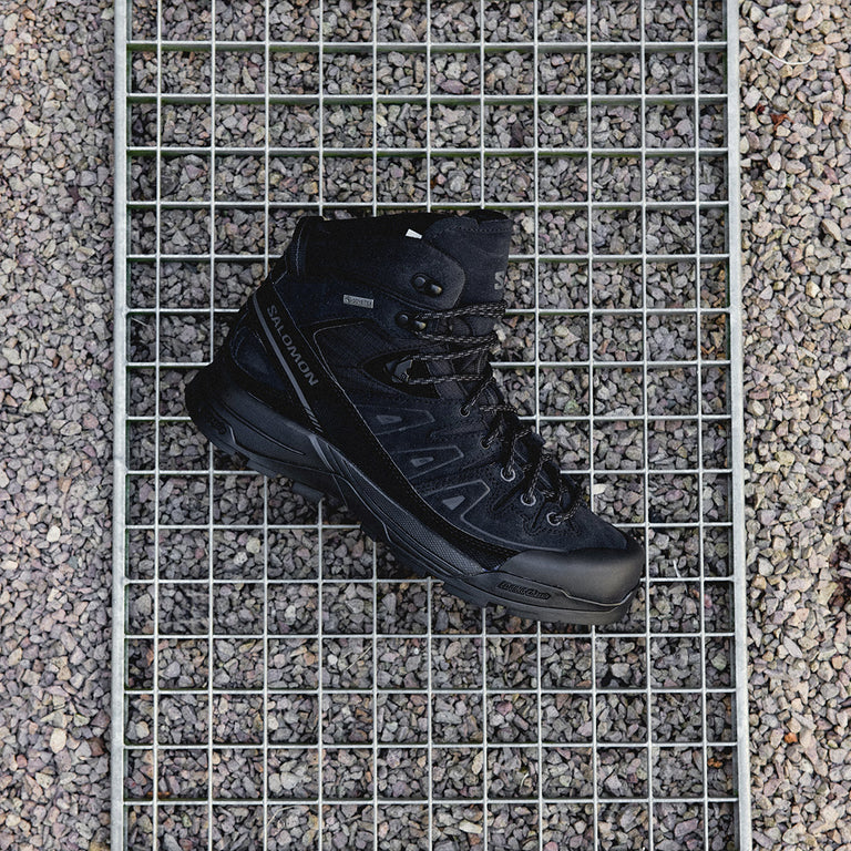 Salomon X-Alp Mid Leather GTX onfeet